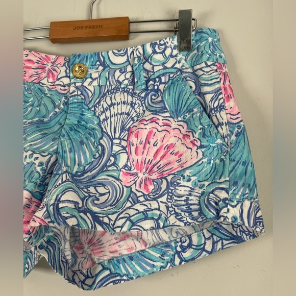 Lilly Pulitzer Blue Haven Raising Shell Walsh Shorts Size 2 - Picture 2 of 6